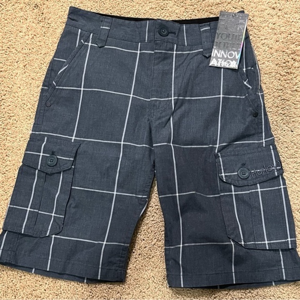 Hurley Plaid Cargo Shorts size 10